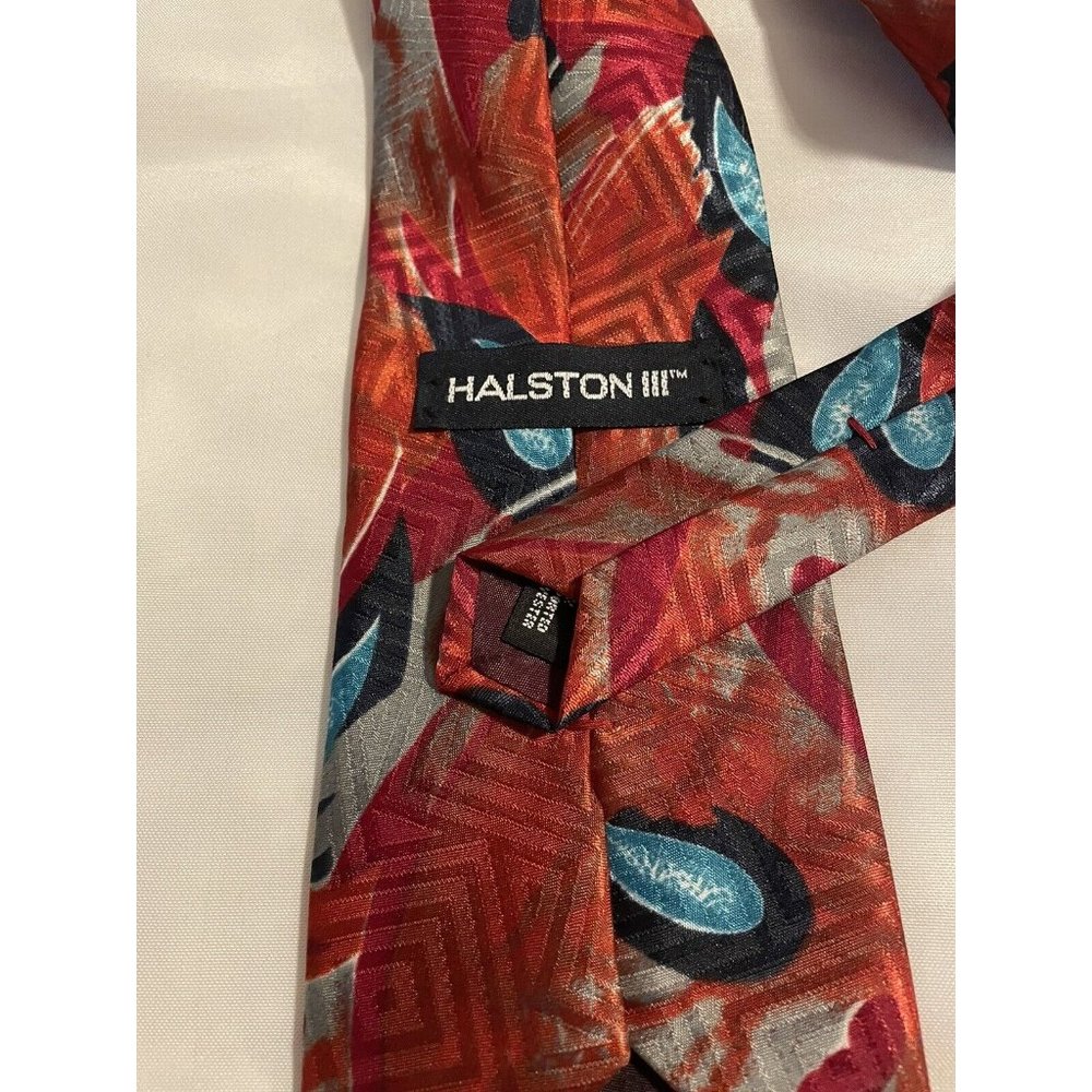 HALSTON III Vintage Men’s Tie ‘90s Deco Style Pattern Polyester USA 58” X 4” - Picture 5 of 6